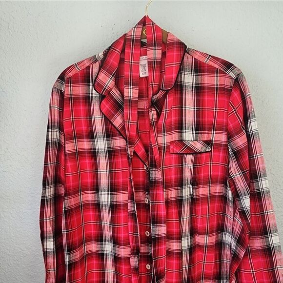 Victoria's secret flannel plaid pajama romper - Picture 4 of 13